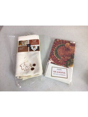 Fall Foliage Thanksgiving Turkey Holiday Napkin Set of 8 NEW